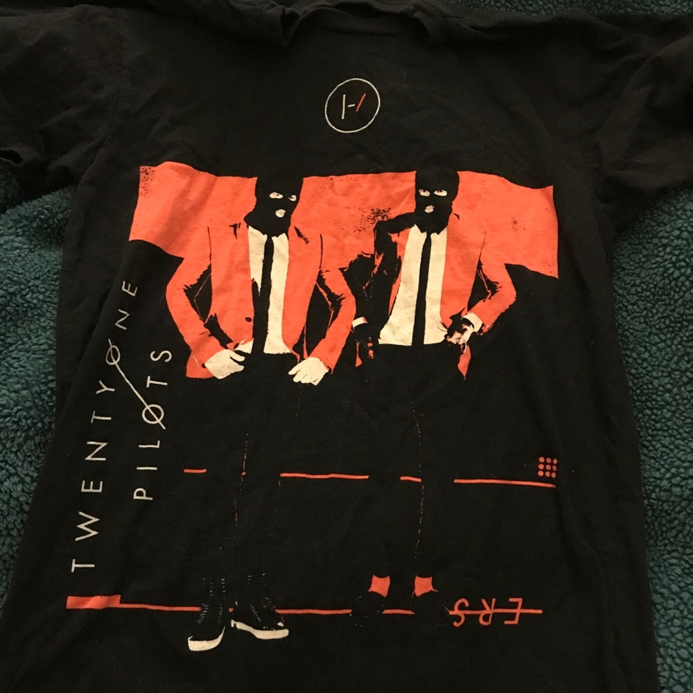 twenty one pilots 'Emotional Roadshow' T shirt